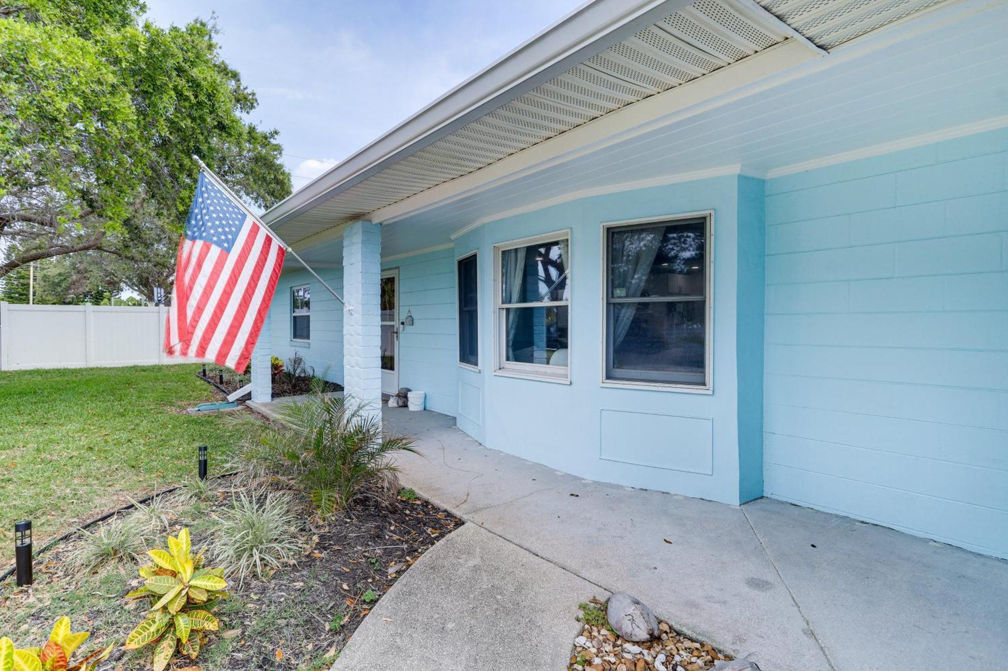 Pet-Friendly Cocoa Beach Home Walk To Beach! Exterior foto