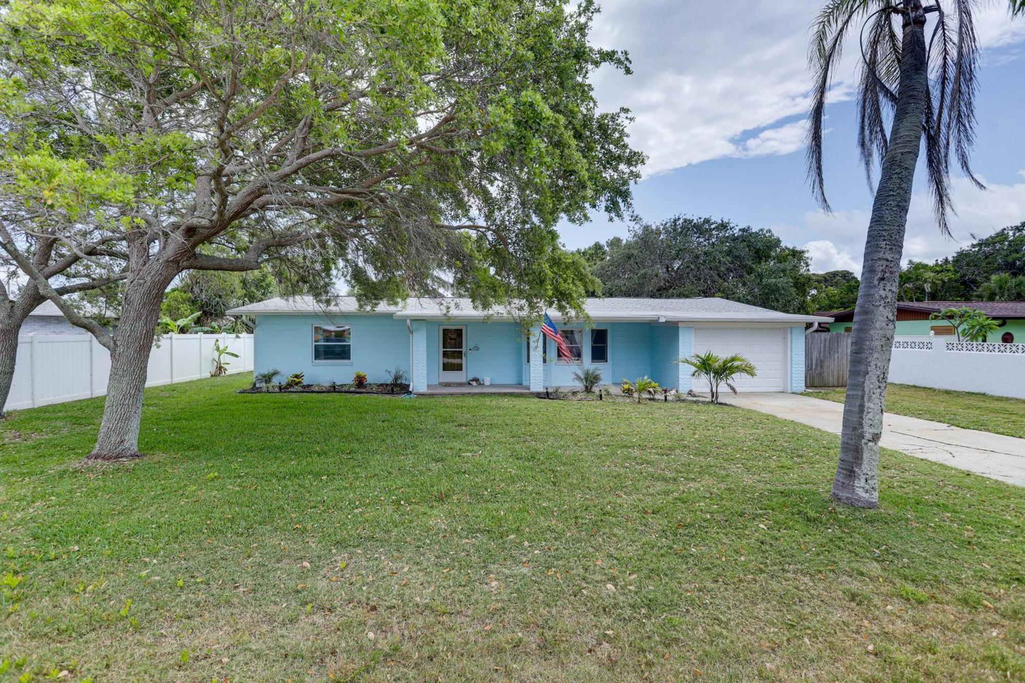 Pet-Friendly Cocoa Beach Home Walk To Beach! Exterior foto